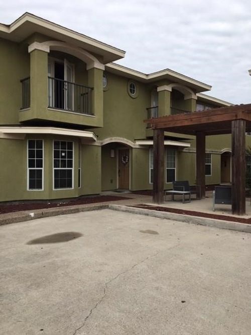 303-15422 Seamount Cay Ct, Corpus Christi, TX, 78418-6830 | Card Image