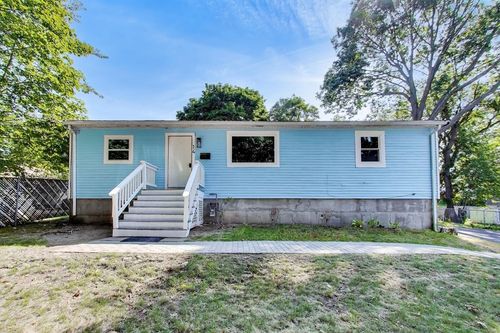 14 Hull St, Quincy, MA, 02169-3040 | Card Image