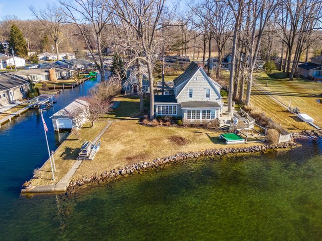 100 Lane 260 A Lake James, House other with 3 bedrooms, 3 bathrooms and null parking in Angola IN | Image 24