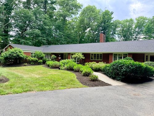 62 Mill St, Sherborn, MA, 01770-1271 | Card Image