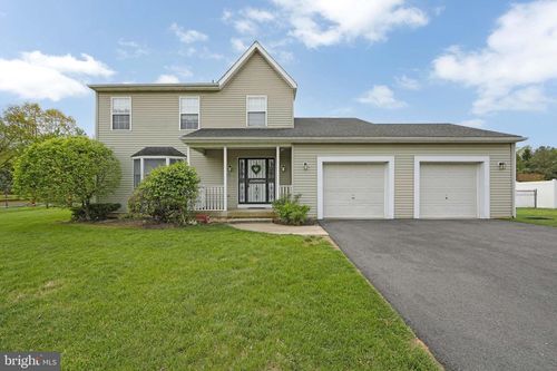 329 Green St, Beverly, NJ, 08010-1729 | Card Image