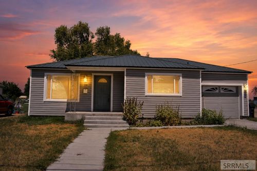 23 Parsons St, Blackfoot, ID, 83221-1731 | Card Image