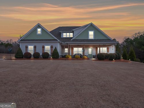 933 Ashley Glen Dr, Williamson, GA, 30292-6659 | Card Image