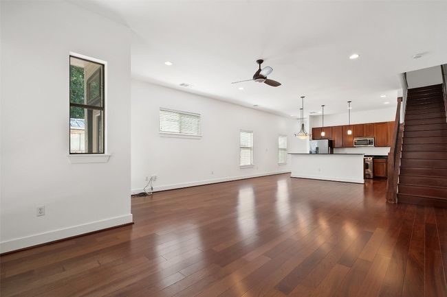 B - 2209 Thornton Rd, Condo with 3 bedrooms, 3 bathrooms and 2 parking in Austin TX | Image 9