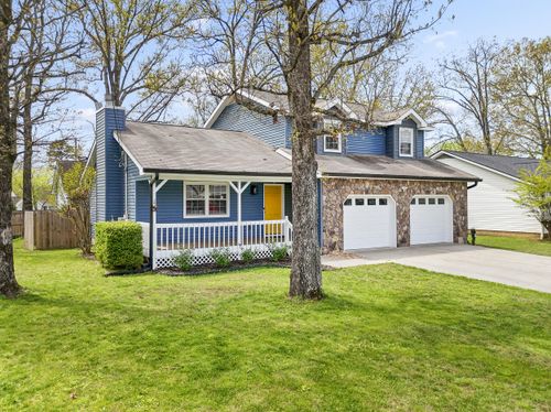 8712 Oak View Dr, Chattanooga, TN, 37421-4392 | Card Image