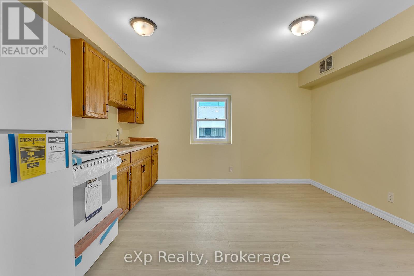 Residential Lease in Quinte West (Trenton Ward) 2