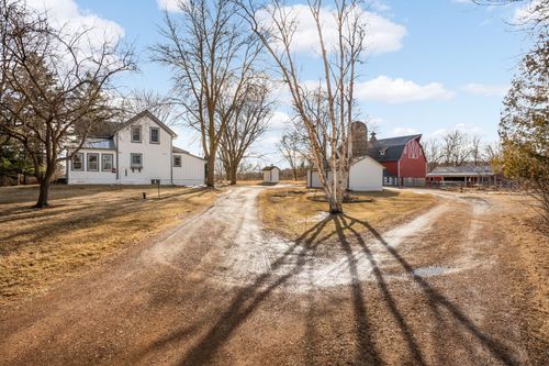 3505 County Road 19, Maple Plain, MN, 55359-9661 | Card Image
