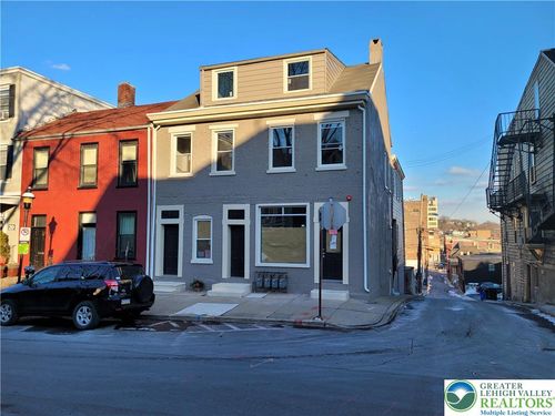 26 S 5th St, Easton, PA, 18042-4544 | Card Image