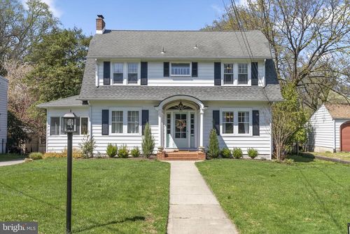 429 E 2nd St, Moorestown, NJ, 08057-3001 | Card Image