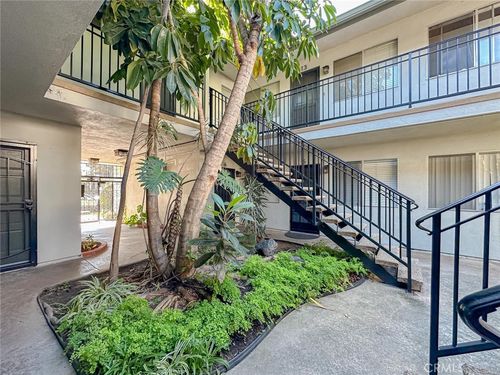 apt-8-3045 E Theresa St, Long Beach, CA, 90814-7937 | Card Image