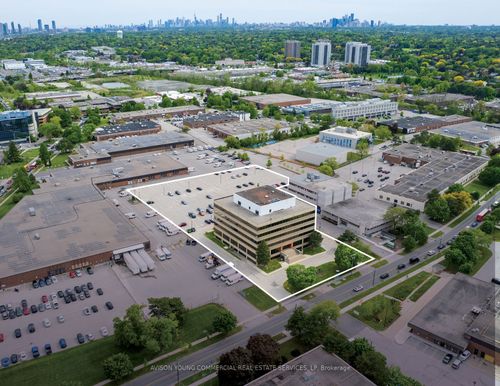 101 Duncan Mill Road, North York, ON, M3B1Z3 | Card Image