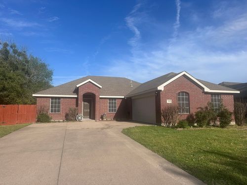 330 Fox Hollow Dr, Red Oak, TX, 75154-4719 | Card Image