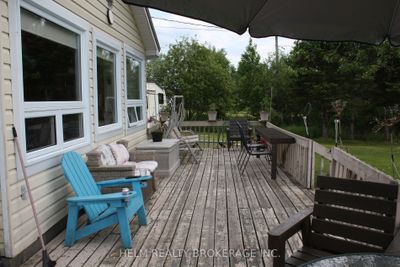 14 Lakeshore Rd, House other with 2 bedrooms, 0 bathrooms and 6 parking in Bonfield ON | Image 2