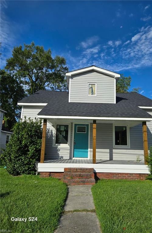 303 Hall Street, Franklin, VA, 23851 | Card Image