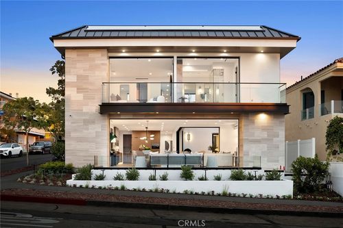 220 Carnation Ave, Corona del Mar, CA, 92625-2805 | Card Image