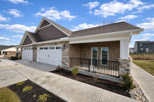 5019 Waterford Drive, Middletown, OH, 45042 | Card Image