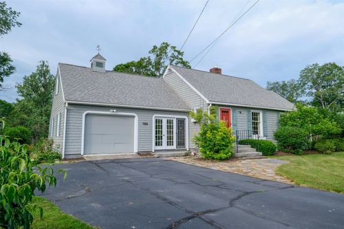 115 Orcutt Dr, Chester, VT, 05143-9227 | Card Image