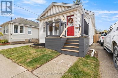 13 Linden St, House other with 3 bedrooms, 2 bathrooms and 4 parking in Saint Catharines ON | Image 3