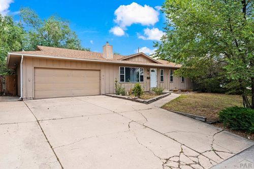 5 Grissom Pl, Pueblo, CO, 81001-1917 | Card Image