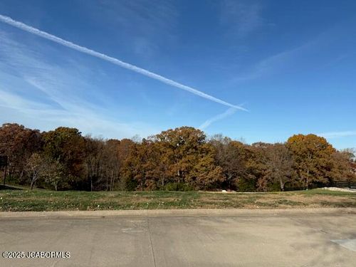 2043 Sterling Ridge Dr, Holts Summit, MO, 65043-1844 | Card Image