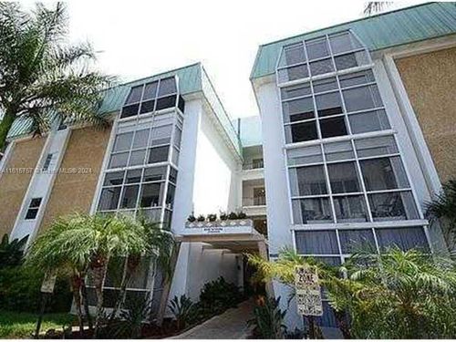 apt-208-2990 Ne 16th Ave, Oakland Park, FL, 33334-5240 | Card Image
