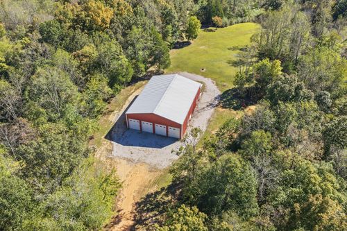 135 Regina Ln, Hohenwald, TN, 38462 | Card Image