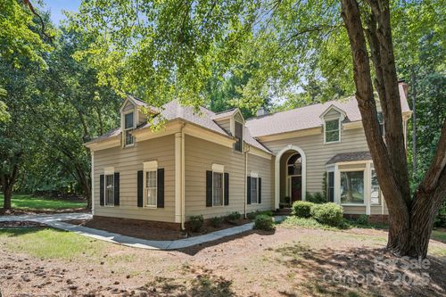 4716 Heatherton Pl, Charlotte, NC, 28270-2565 | Card Image