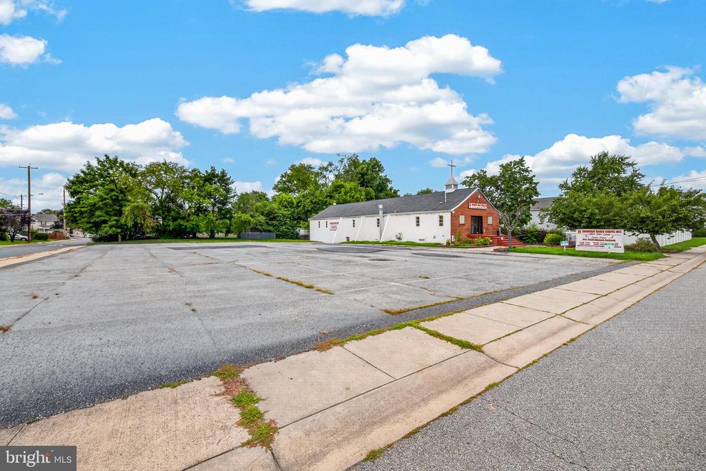 Commercial Sale in WILMINGTON 5