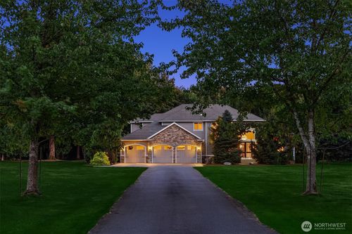 26515 Se 354th Pl, Black Diamond, WA, 98010-7819 | Card Image