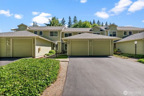 3949 Nw Fairway Ln, Bremerton, WA, 98312-1341 | Card Image