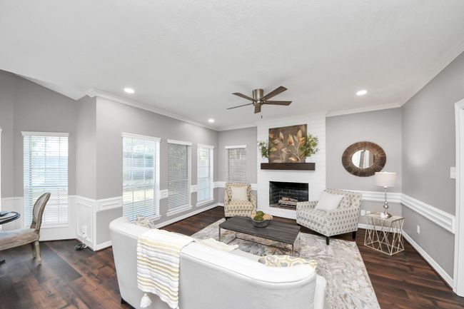 8618 Aldeburgh Ct, House other with 4 bedrooms, 4 bathrooms and 2 parking in Spring TX | Image 7