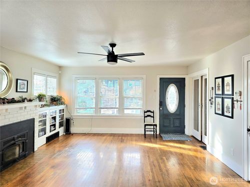 906 N Rice St, Aberdeen, WA, 98520 | Card Image