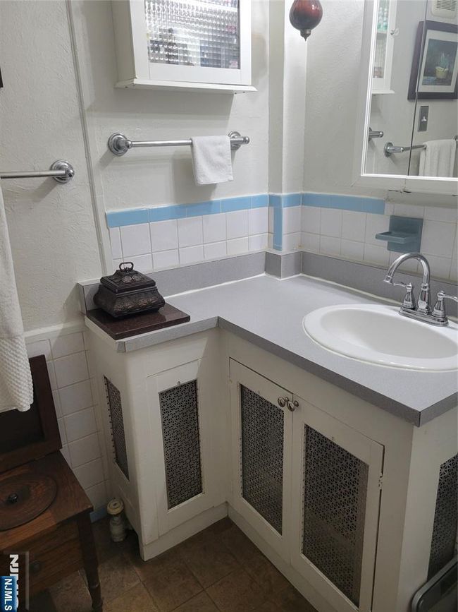 41 N Franklin Tpke, Condo with 2 bedrooms, 1 bathrooms and null parking in Ramsey NJ | Image 14