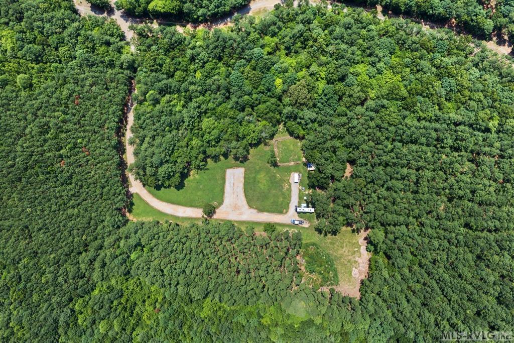 Land in Brodnax
