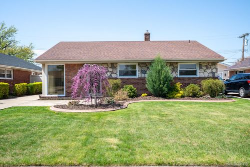 18580 Marsha St, Riverview, MI, 48193-4509 | Card Image