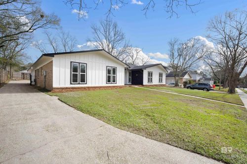 2333 Huffman Dr W, Mobile, AL, 36693-3019 | Card Image