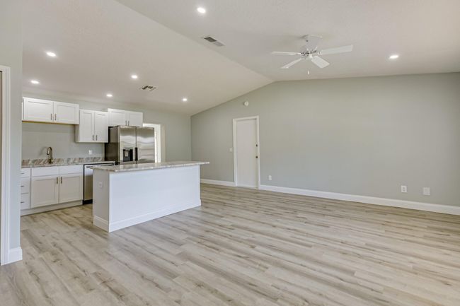 861 Furth Road Nw, House other with 2 bedrooms, 1 bathrooms and null parking in Palm Bay FL | Image 5