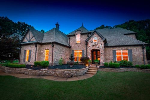 10195 Maple Run Dr, Lakeland, TN, 38002-8452 | Card Image