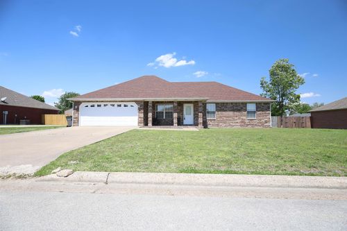 2801 Canterbury, Paragould, AR, 72450 | Card Image