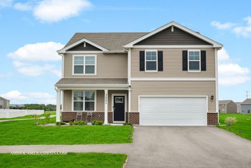 3221 Lehman Xing, Yorkville, IL, 60560-2432 | Card Image
