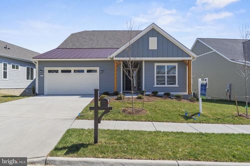 111 Cowbird St, LAKE FREDERICK, VA, 22630-2387 | Card Image