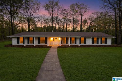 1645 Kestwick Dr, Hoover, AL, 35226-2349 | Card Image