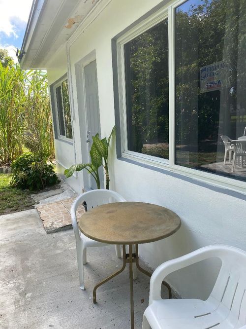 531 Ne 174th St, North Miami Beach, FL, 33162-1945 | Card Image