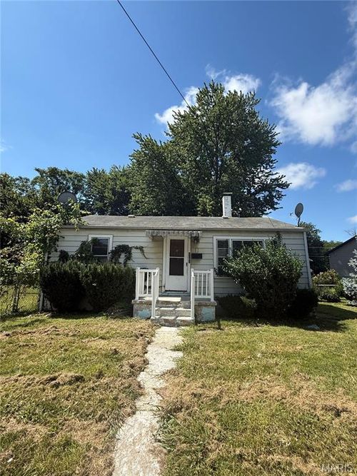 1101 Putnam, Alton, IL, 62002 | Card Image