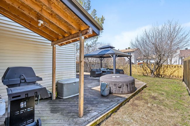 250 Du Grand Bois Ave, House other with 4 bedrooms, 2 bathrooms and 2 parking in Orléans ON | Image 37