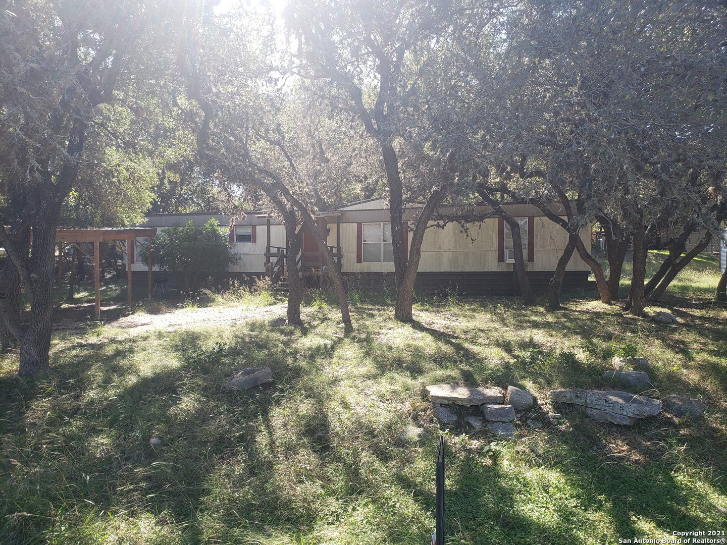 Royal Oak Dr, Canyon Lake, TX 78133