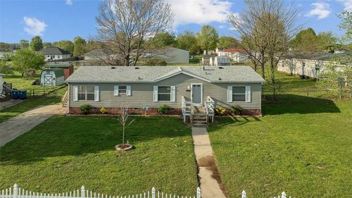 2304 John Montgomery Cir, Pea Ridge, AR, 72751-9507 | Card Image