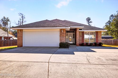 108236 Kapalama Dr, Diamondhead, MS, 39525-4301 | Card Image