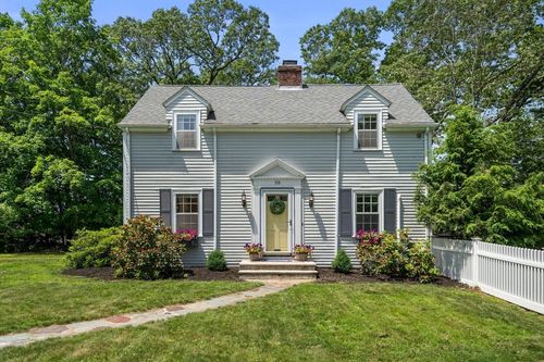38 Fairmount Rd, Reading, MA, 01867-4013 | Card Image
