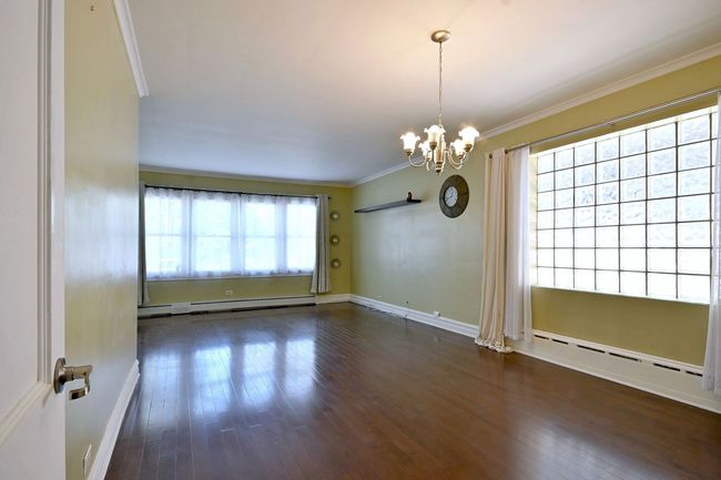 2827 N 77 Th Ct, House other with 3 bedrooms, 2 bathrooms and 1 parking in Elmwood Park IL | Image 8
